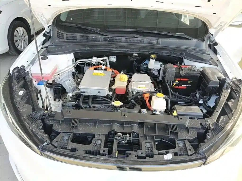 Changan Eado New Energy 2022 EV460 Smart Ride-Hailing Edition (Lithium Iron Phosphate) — миниатюра 19