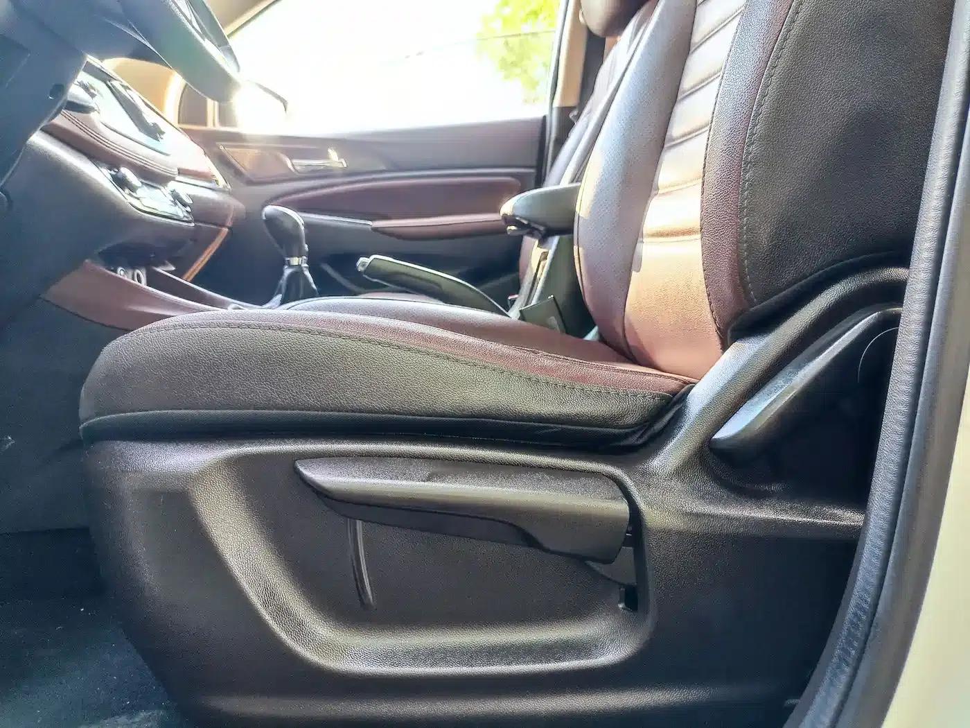 Lingxuan 2017 1.6L Manual Happiness Edition — миниатюра 17
