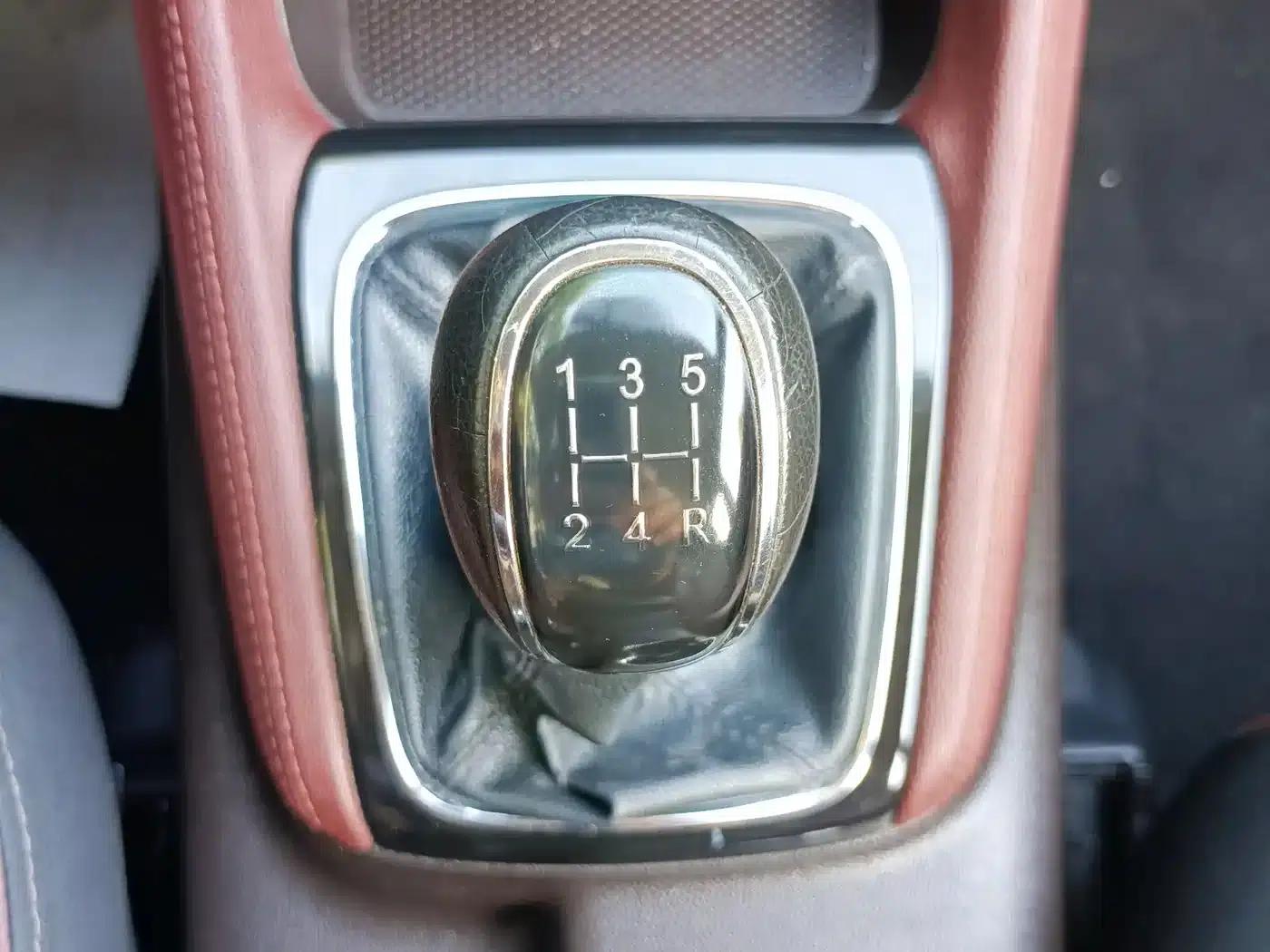Lingxuan 2017 1.6L Manual Happiness Edition — миниатюра 24