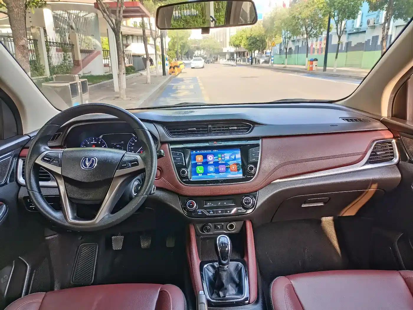 Lingxuan 2017 1.6L Manual Happiness Edition — миниатюра 31
