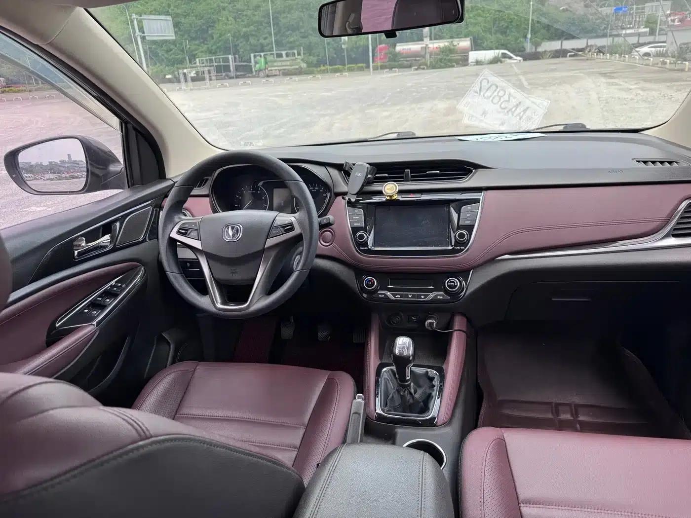 Lingxuan 2017 1.6L Manual Happiness Edition — миниатюра 9