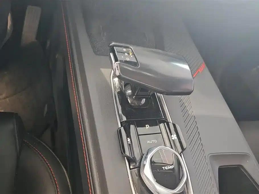 Changan Oushang Z6 2022 Blue Whale 1.5T DCT Smart Navigation Edition — миниатюра 16