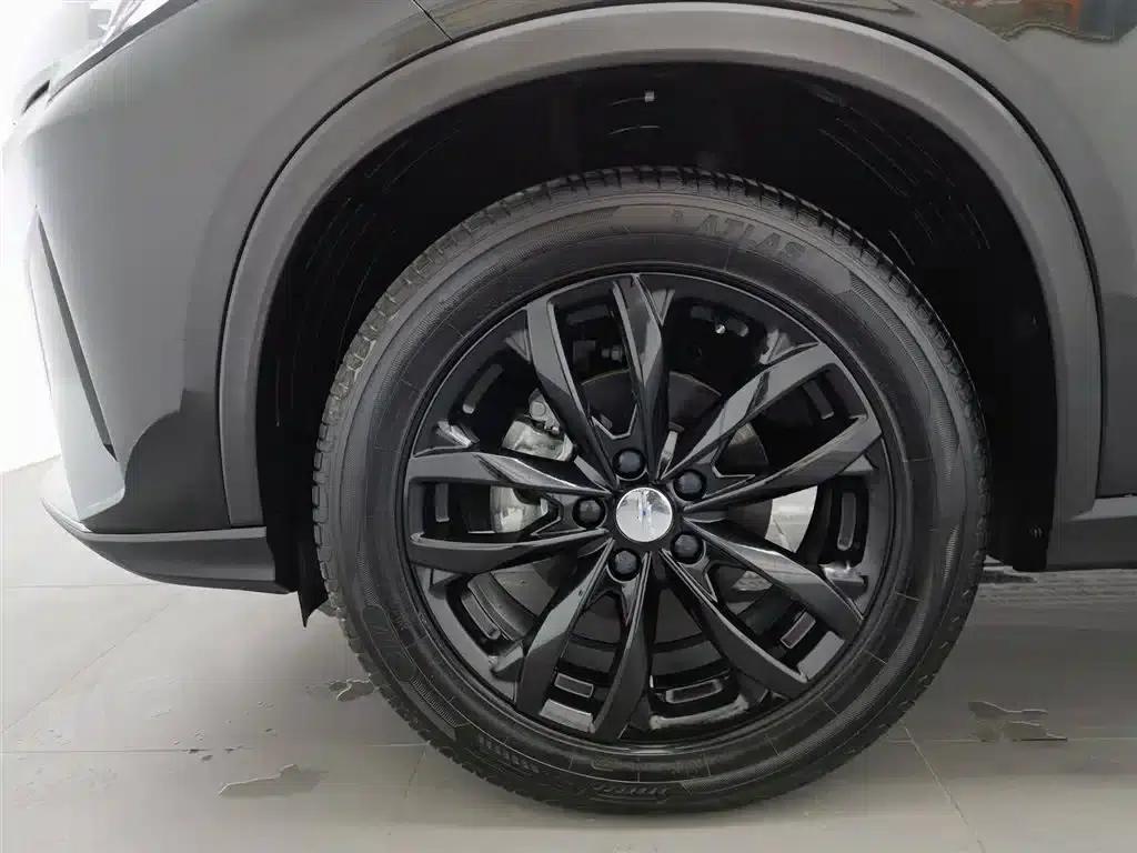 Changan Oushang X5 PLUS 2023 Facelift 1.5T DCT Premium Edition — миниатюра 17
