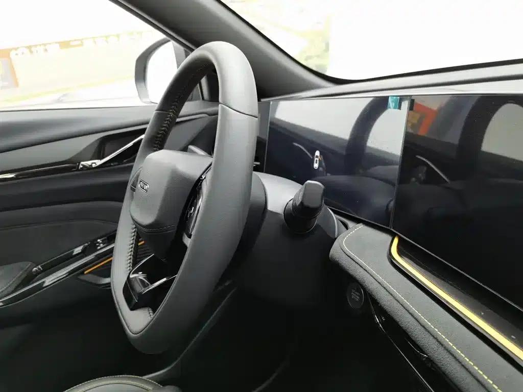 Changan Oushang X5 PLUS 2023 Facelift 1.5T DCT Premium Edition — миниатюра 22