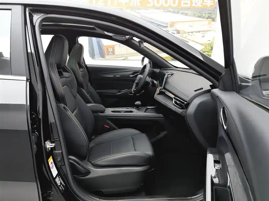 Changan Oushang X5 PLUS 2023 Facelift 1.5T DCT Premium Edition — миниатюра 23
