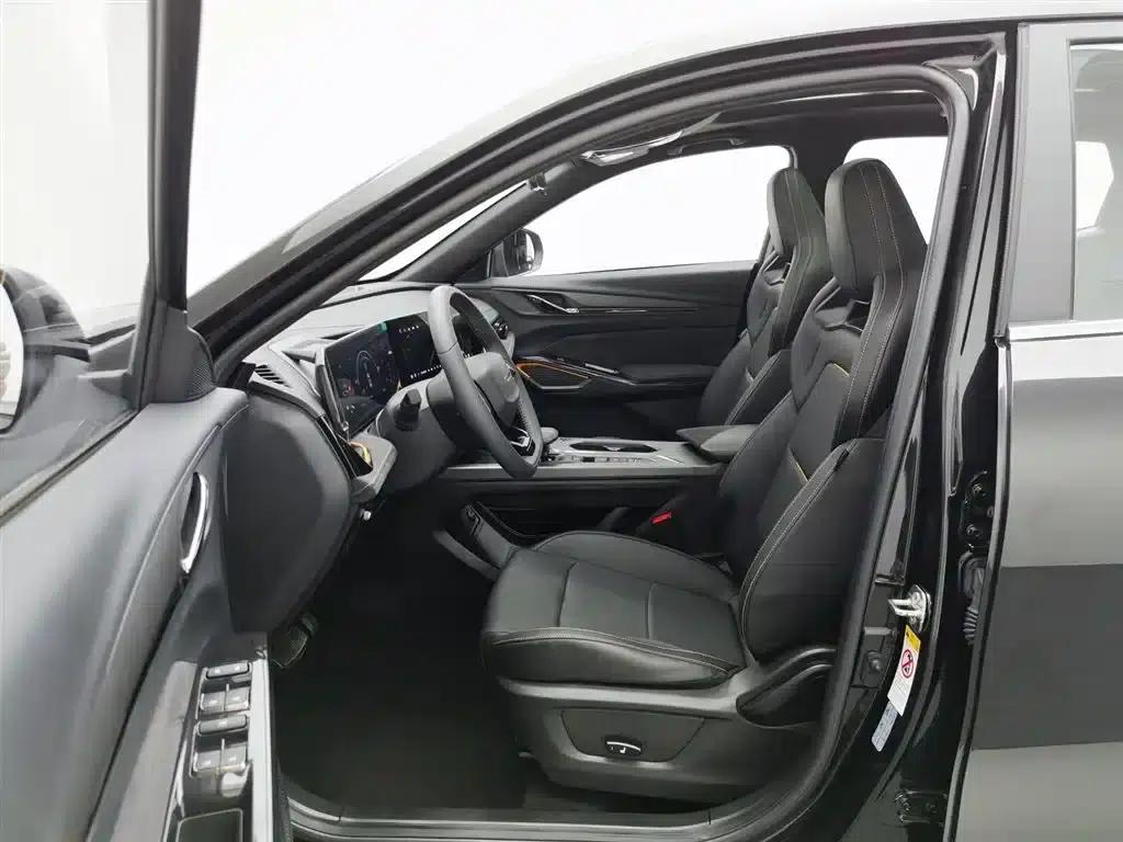 Changan Oushang X5 PLUS 2023 Facelift 1.5T DCT Premium Edition — миниатюра 10