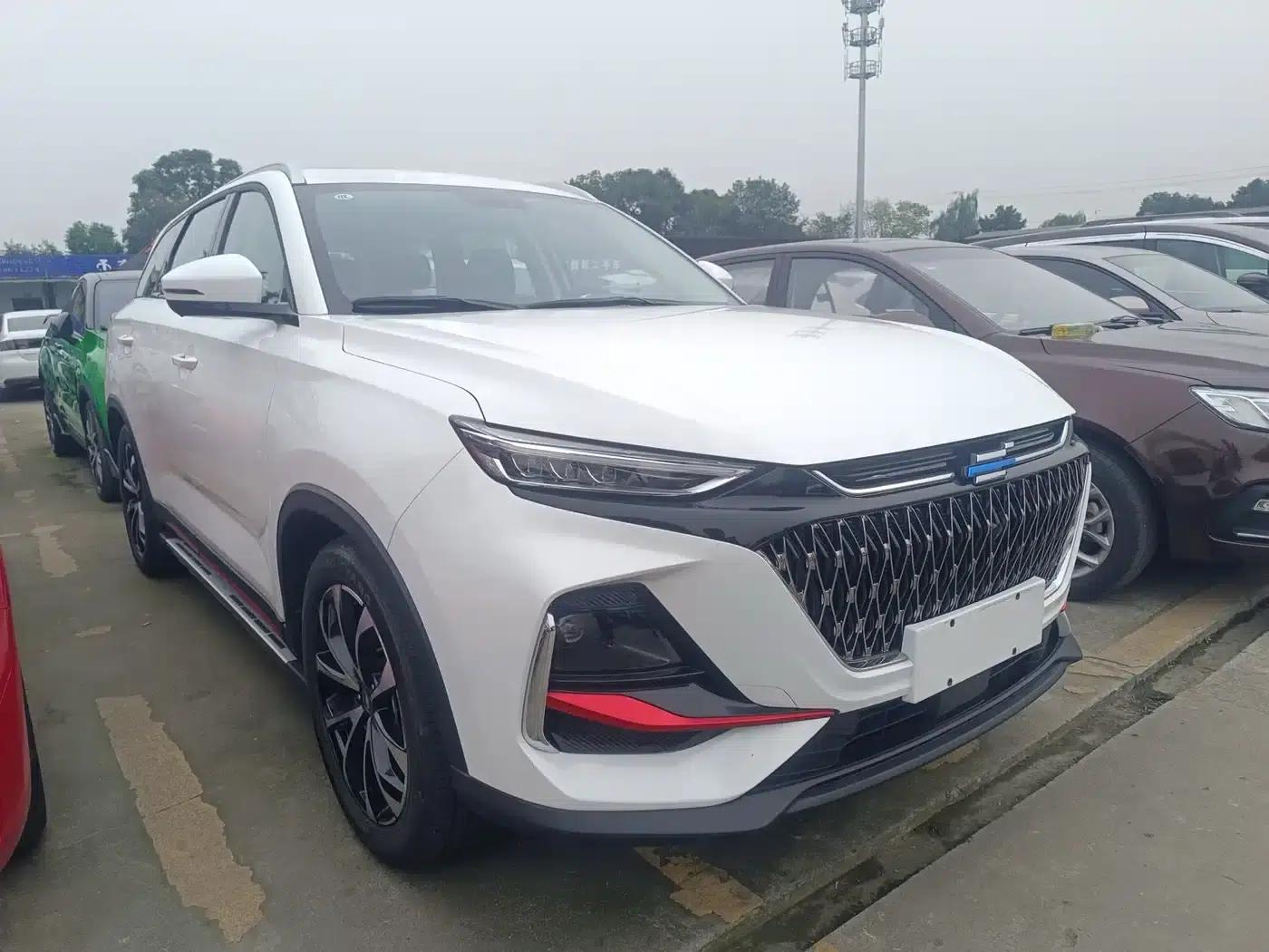 Changan Oushang X7 PLUS 2023 Enjoy Edition 1.5T Automatic Premium 7-Seater — миниатюра 3