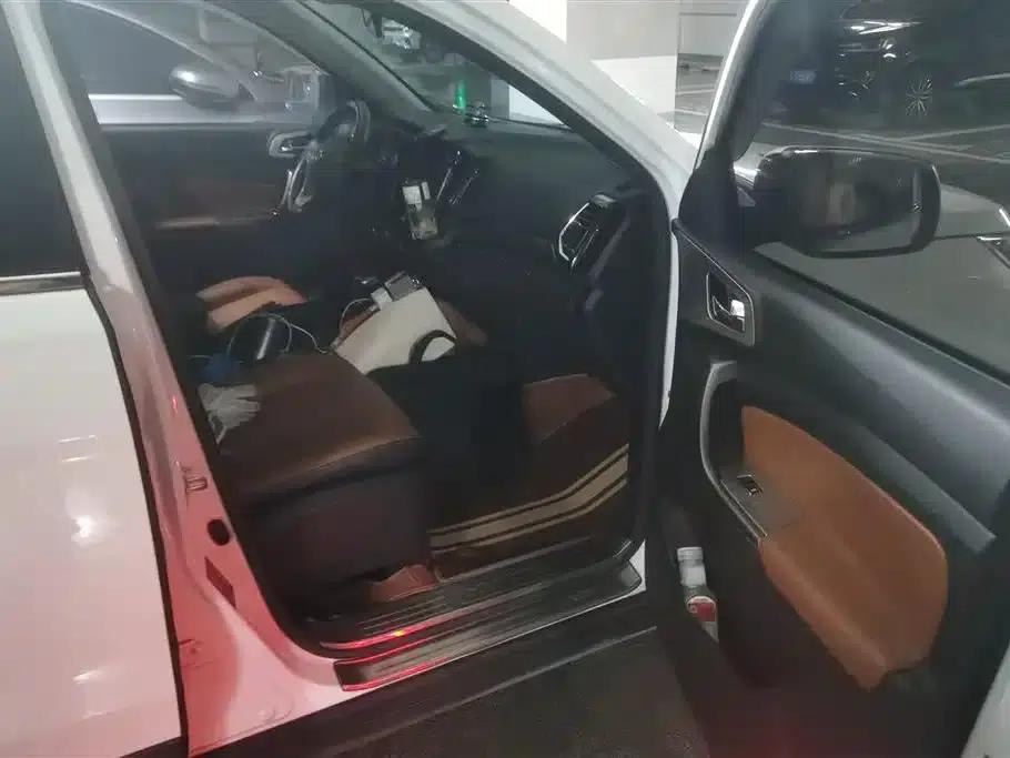 Changan Oushang CX70 2017 Facelift CX70T 1.5T Automatic Premium Edition — миниатюра 8