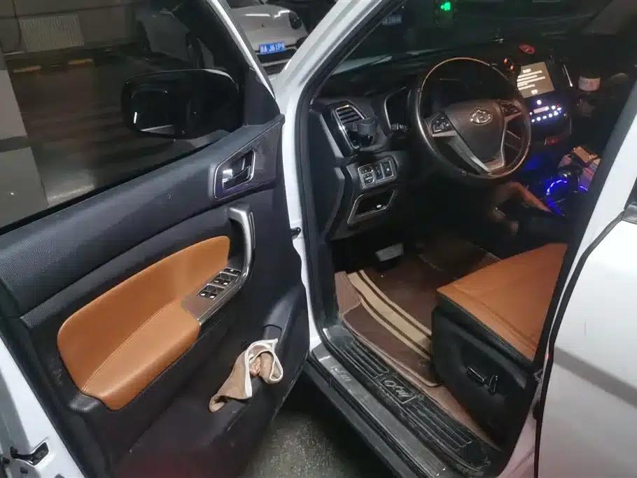 Changan Oushang CX70 2017 Facelift CX70T 1.5T Automatic Premium Edition — миниатюра 9
