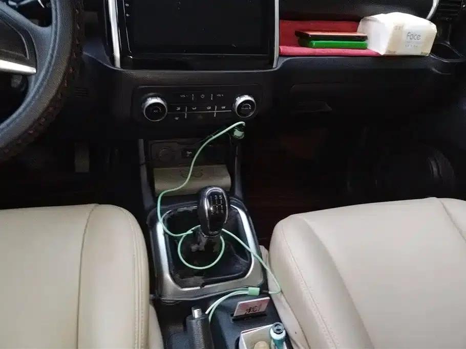 Changan Oushang X70A 2018 Model 1.5L Manual Standard Edition — миниатюра 15