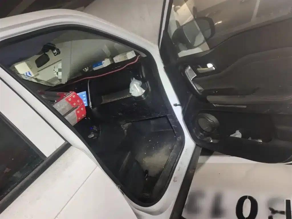 Changan Oushang X70A 2019 Model 1.5L Manual Basic Edition (National VI Emission Standard) — миниатюра 20