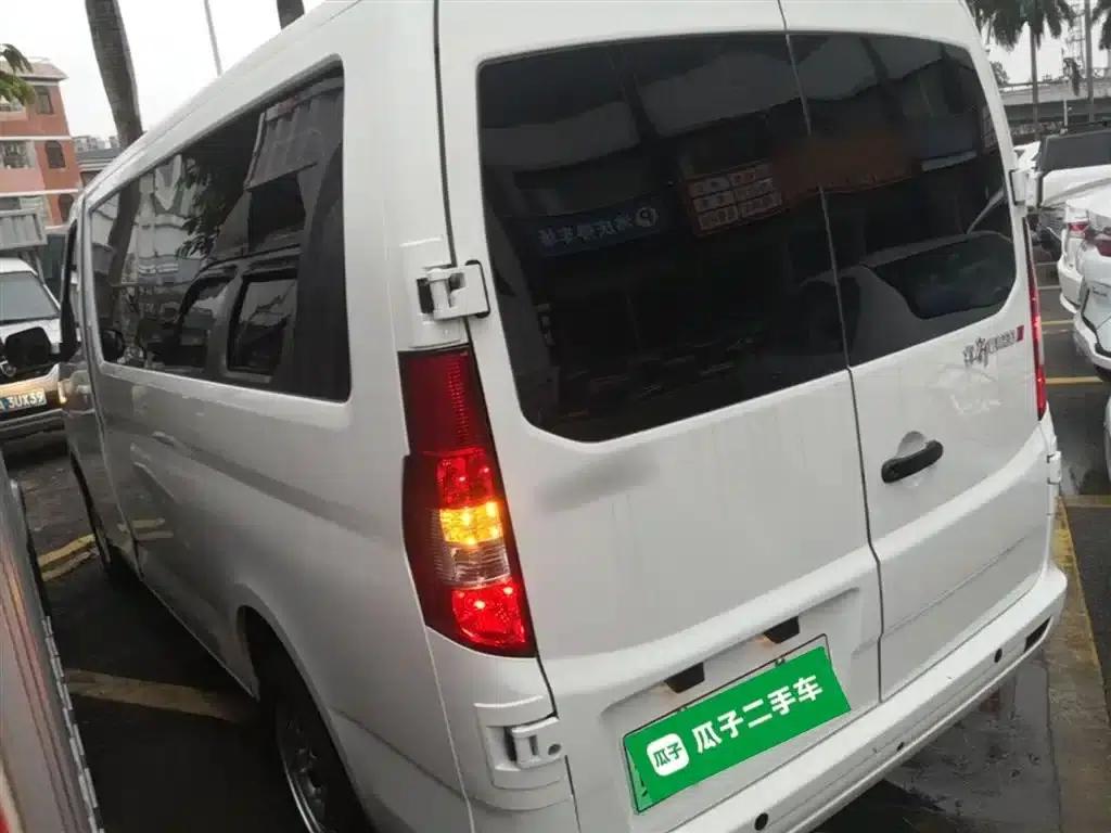Changan Ruixing EM80 2025 Passenger Edition Comfort Model 6 Seats 300km Range Double Door — миниатюра 5