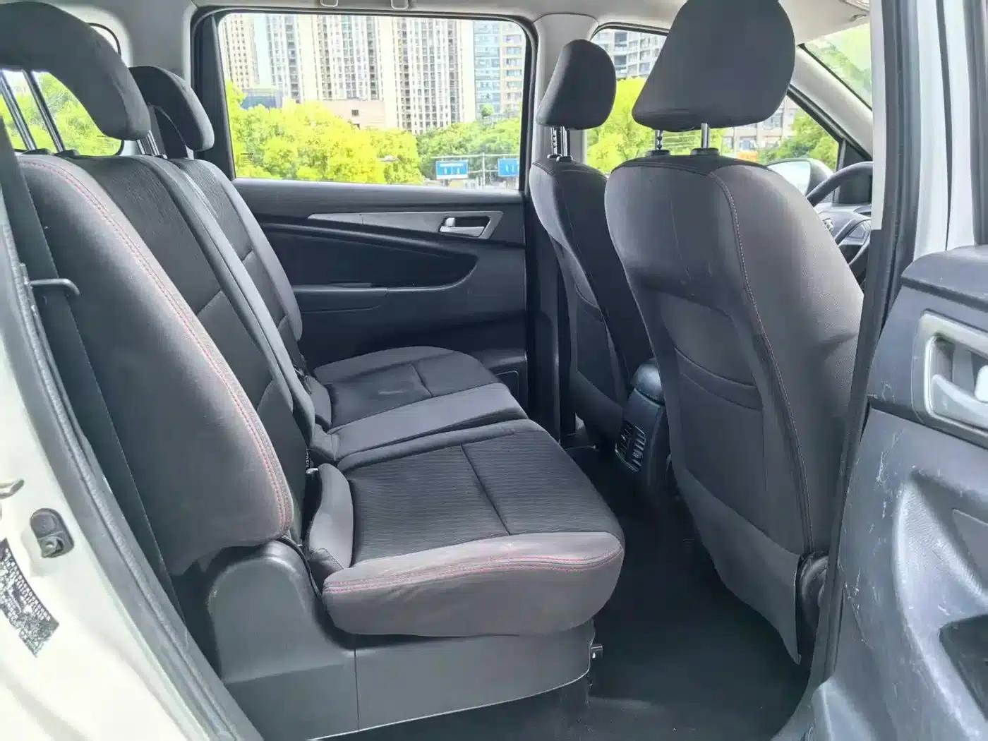 Changan Oushang A600EV 2018 EV — миниатюра 4