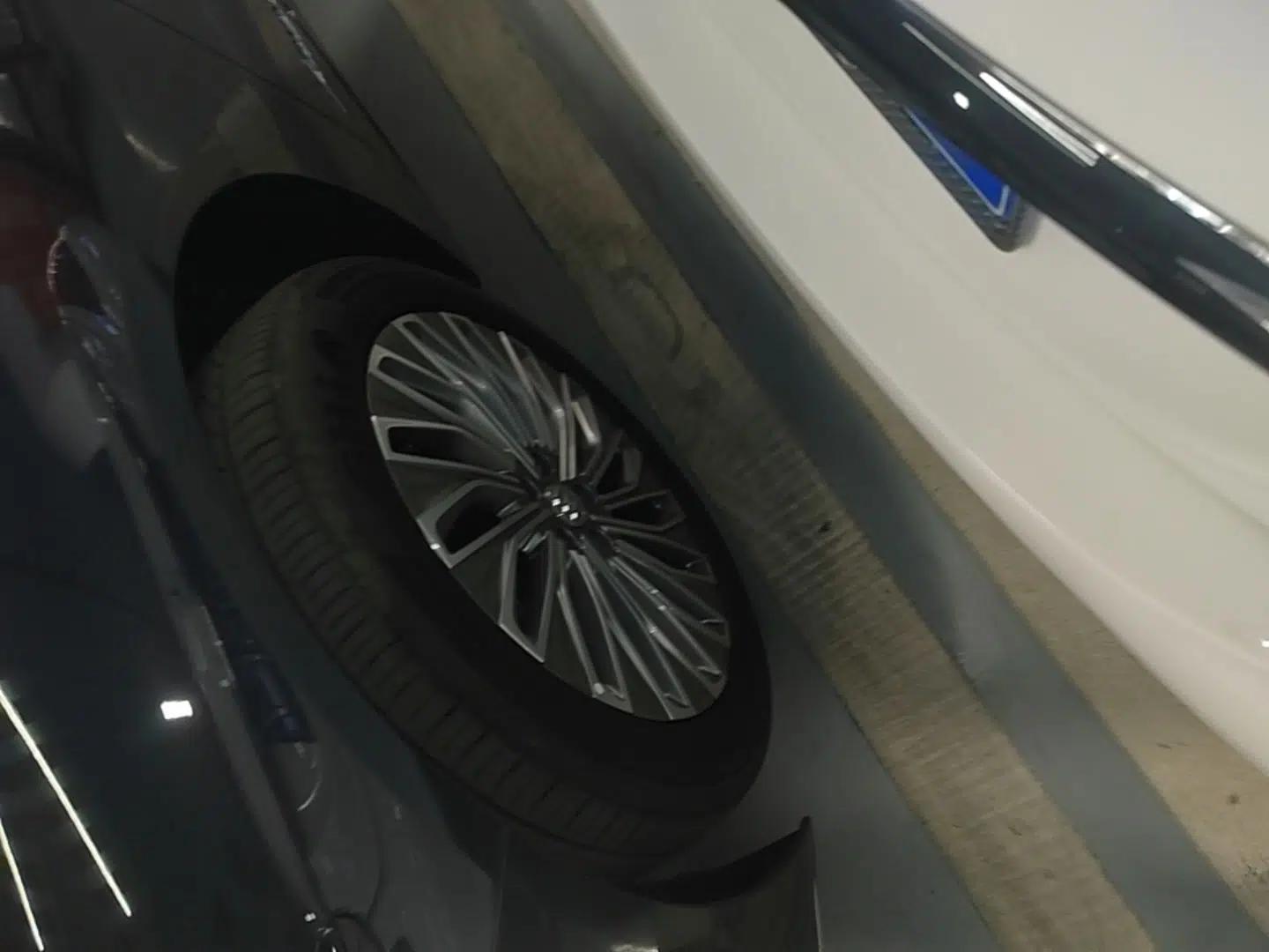 Buick L7 2025 Model Aivia — миниатюра 8