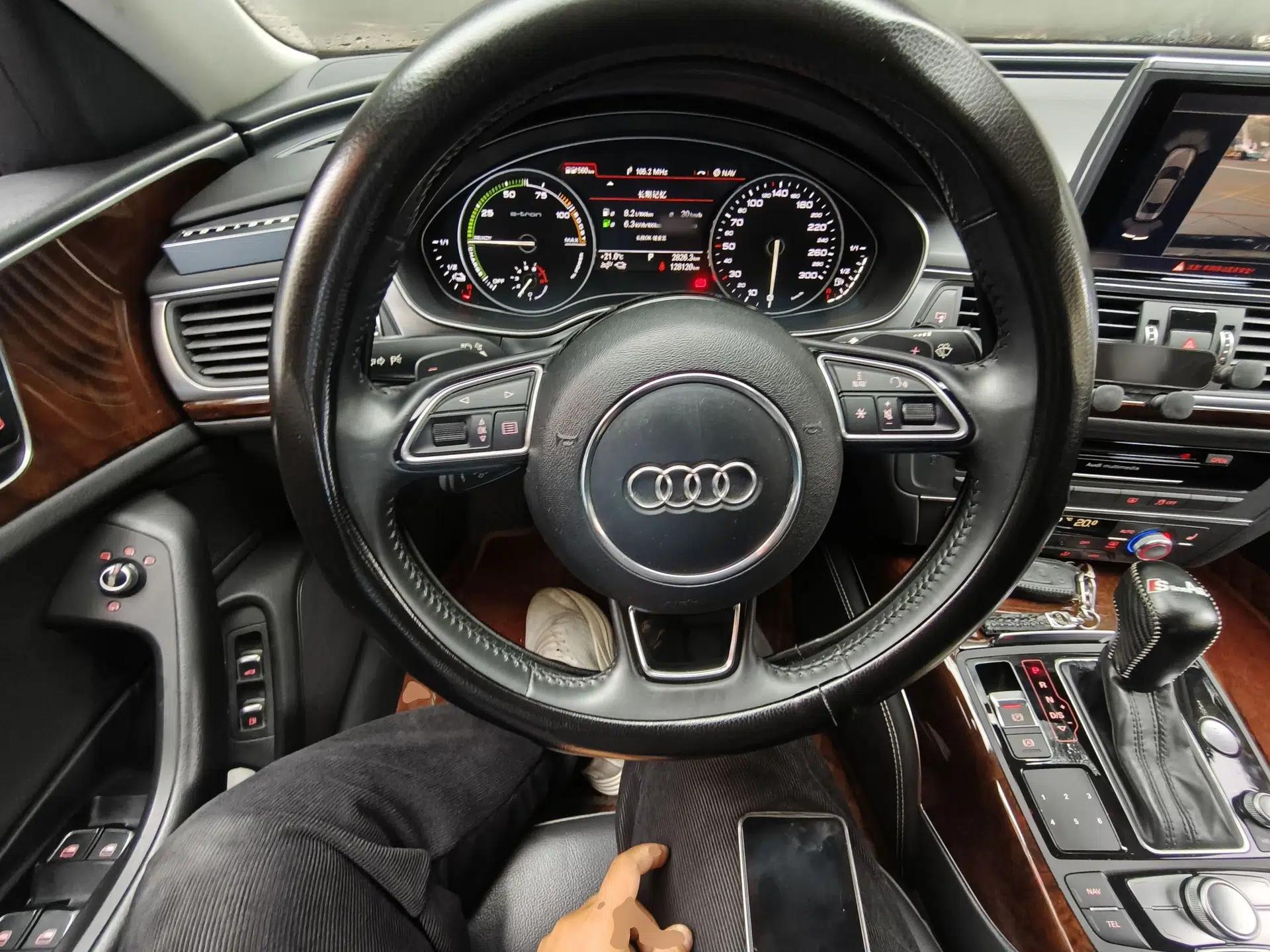 Audi A6L New Energy 2018 40 e-tron — миниатюра 11