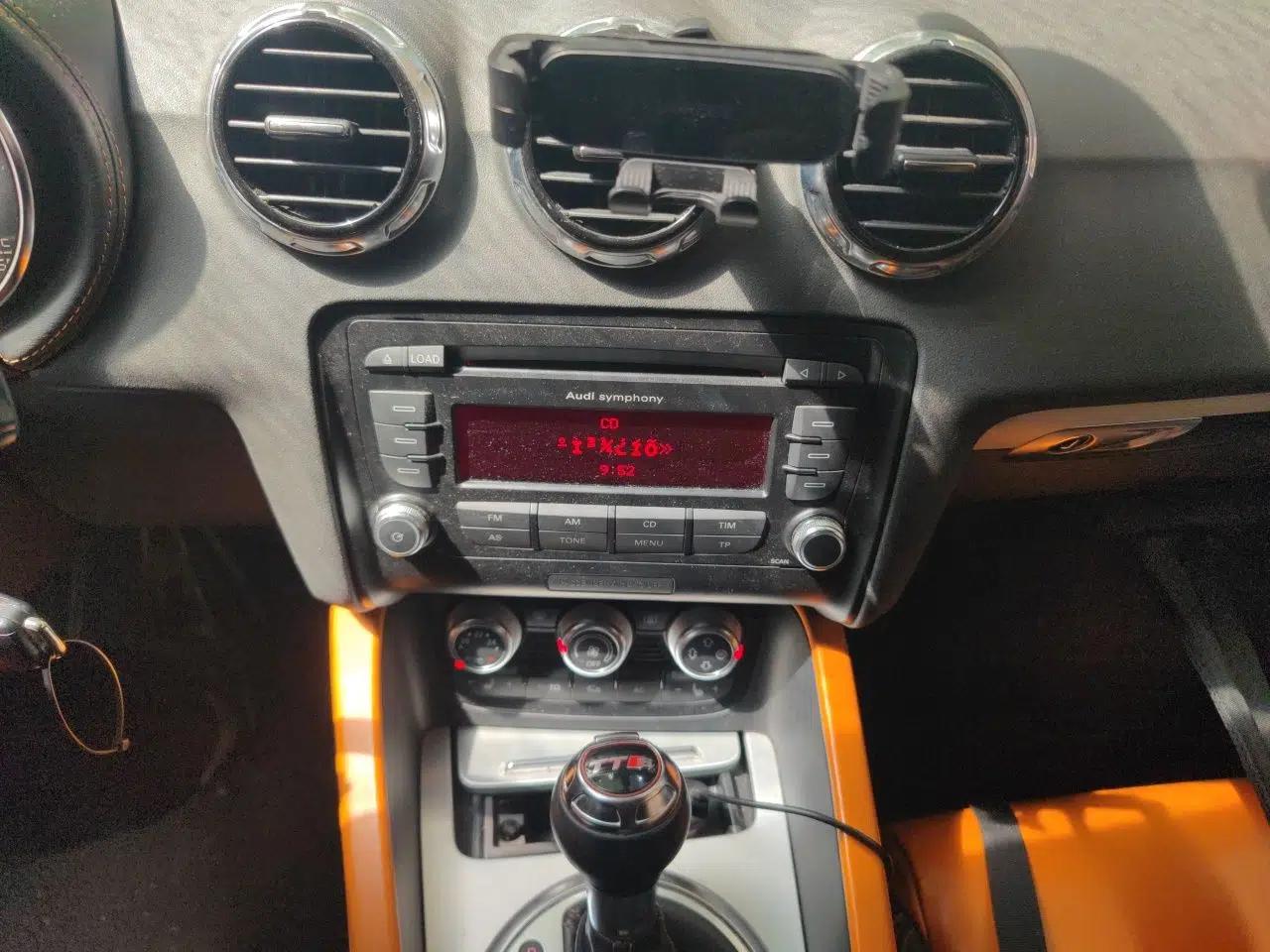 Audi TTS 2011 TTS Coupe 2.0TFSI quattro — миниатюра 14