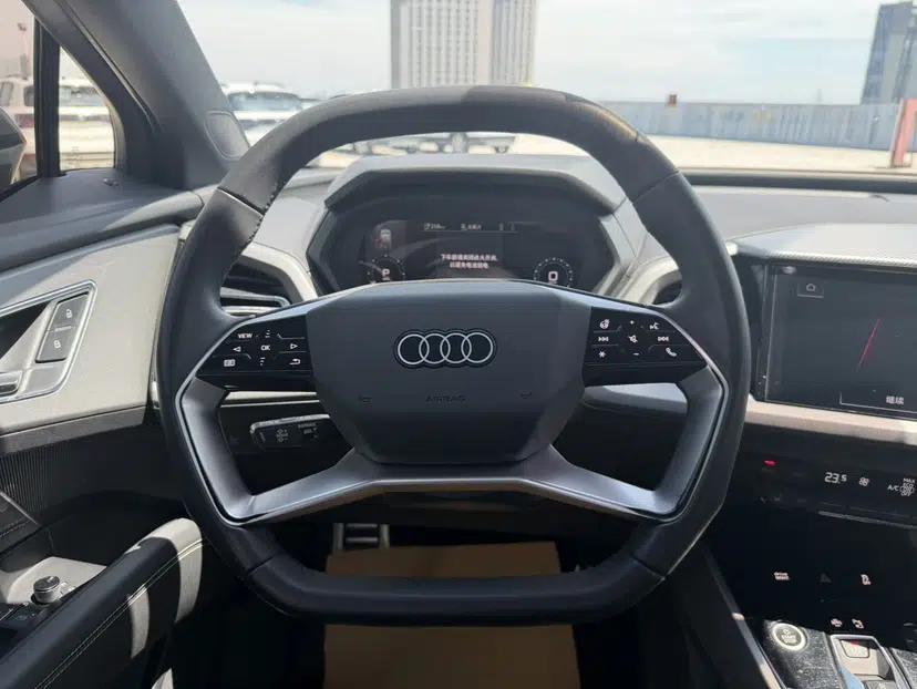 Audi Q5 e-tron 2023 40 e-tron Starry Edition Mecha Kit — миниатюра 12