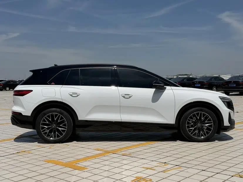 Audi Q5 e-tron 2023 40 e-tron Starry Edition Mecha Kit — миниатюра 3