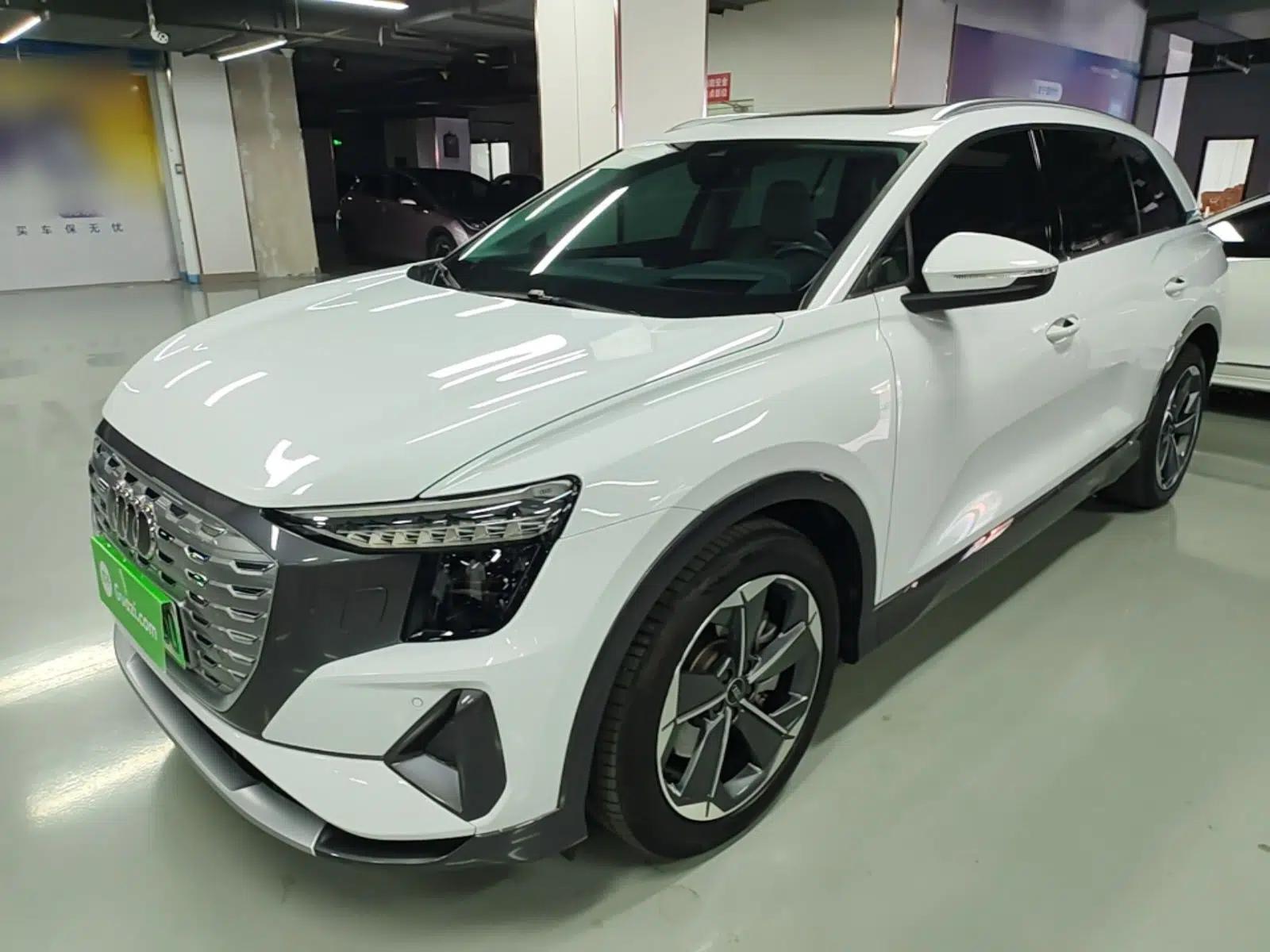 Audi Q5 e-tron 2023 40 e-tron Starry Edition Luxury Package — миниатюра 1