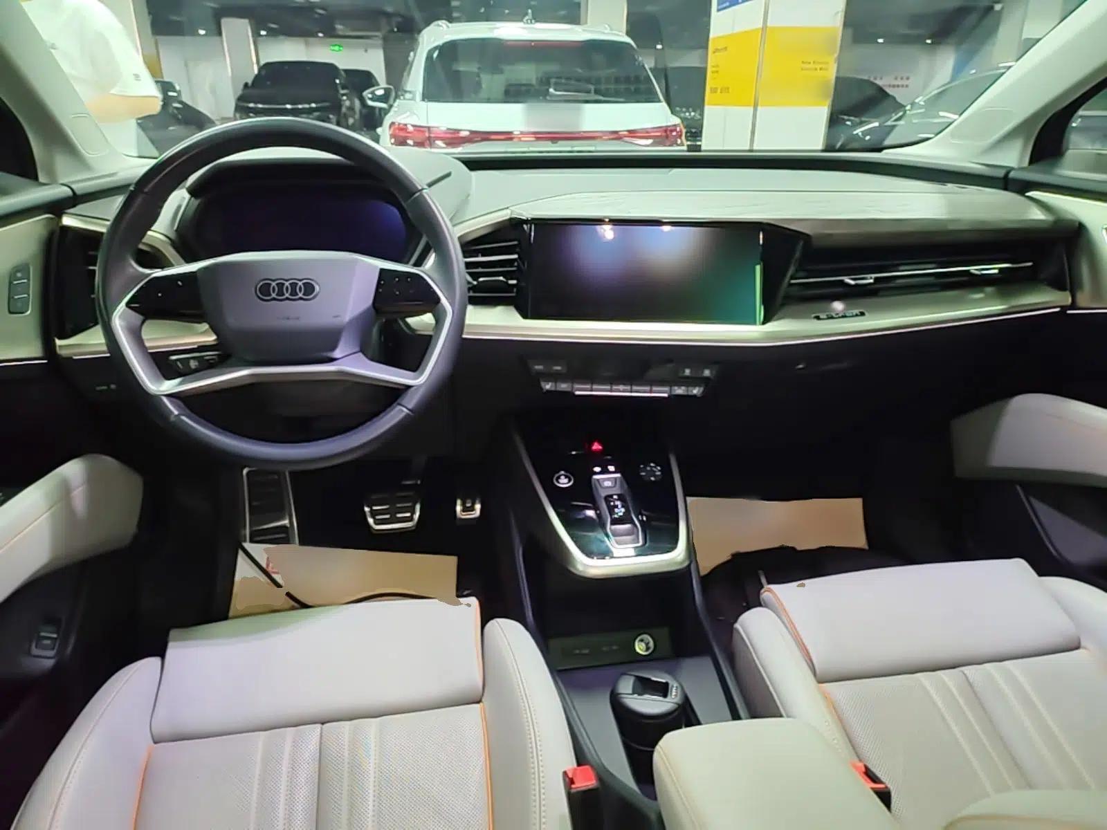 Audi Q5 e-tron 2023 40 e-tron Starry Edition Luxury Package — миниатюра 12