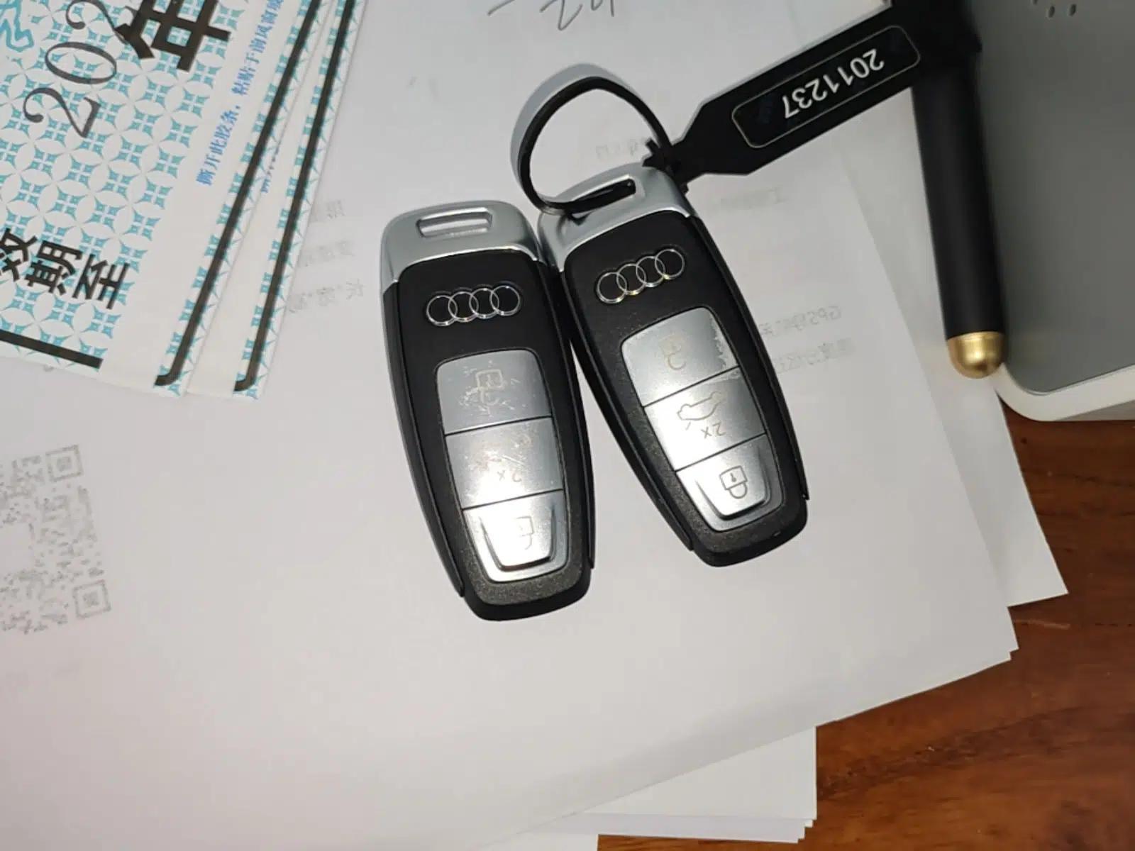 Audi Q5 e-tron 2023 40 e-tron Starry Edition Luxury Package — миниатюра 22