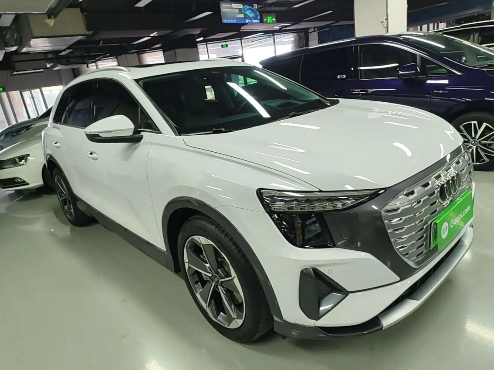 Audi Q5 e-tron 2023 40 e-tron Starry Edition Luxury Package — миниатюра 6