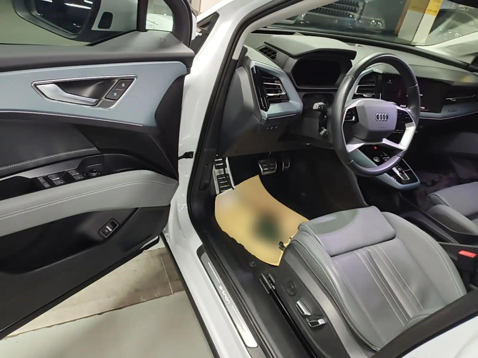 Audi Q5 e-tron 2023 40 e-tron Starry Edition Mecha Kit — миниатюра 18