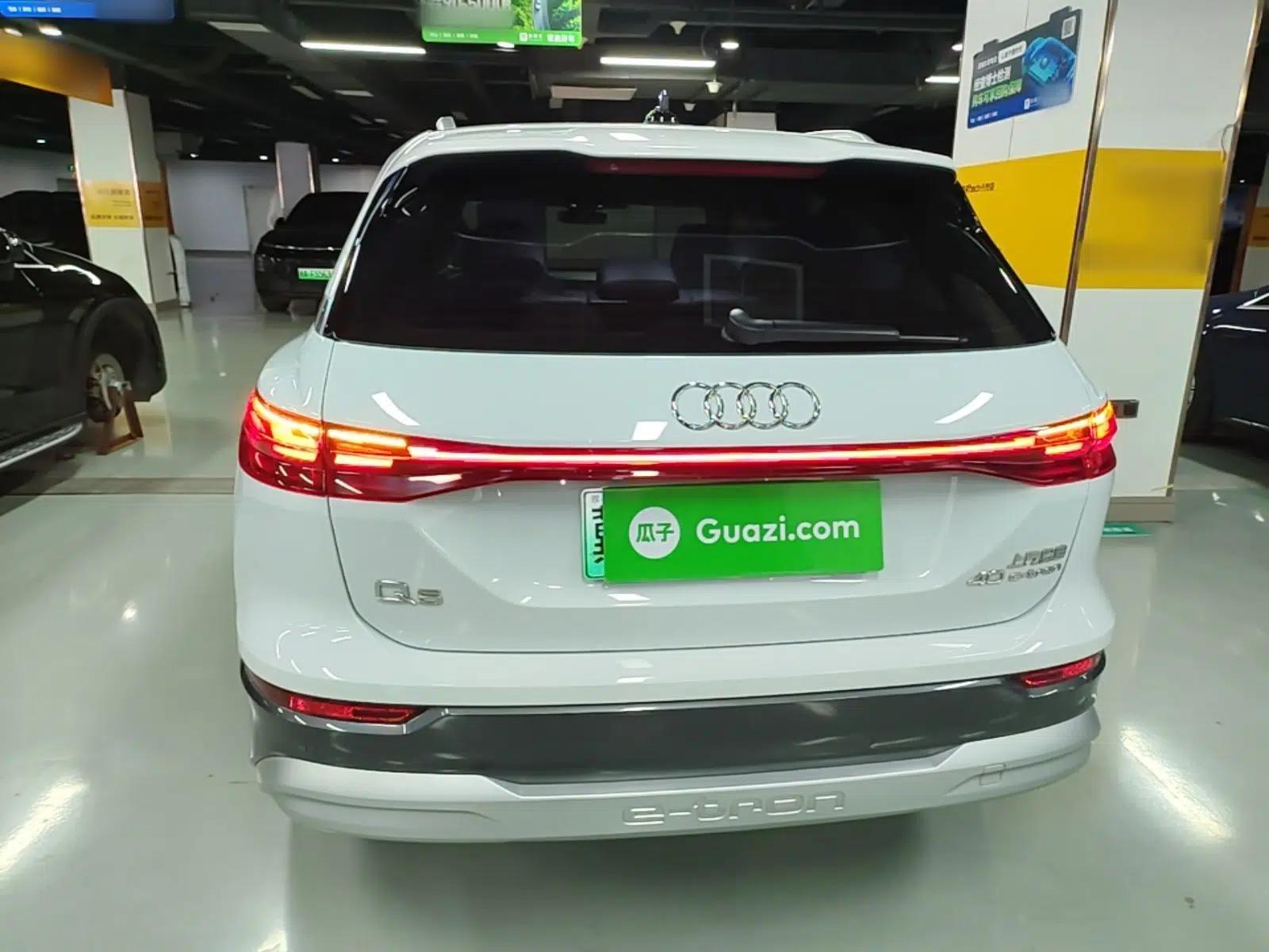 Audi Q5 e-tron 2023 40 e-tron Starry Edition Mecha Kit — миниатюра 3
