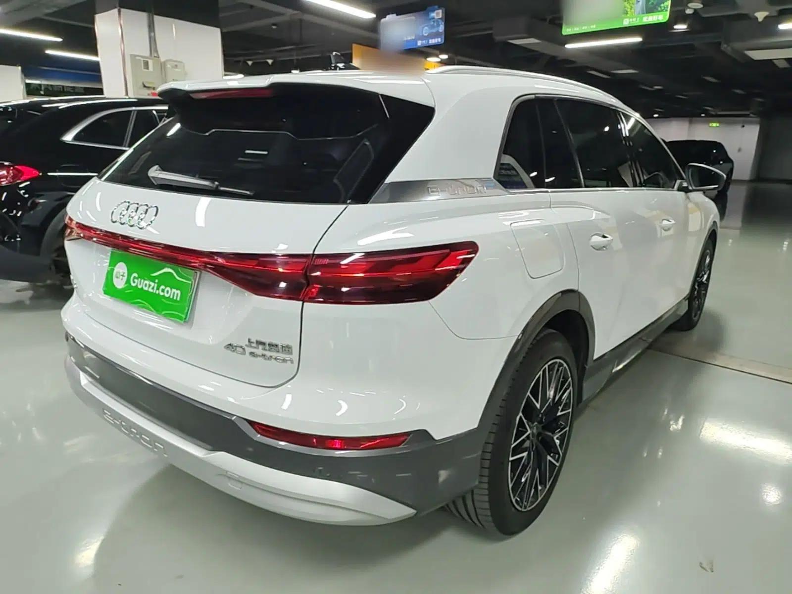 Audi Q5 e-tron 2023 40 e-tron Starry Edition Mecha Kit — миниатюра 4