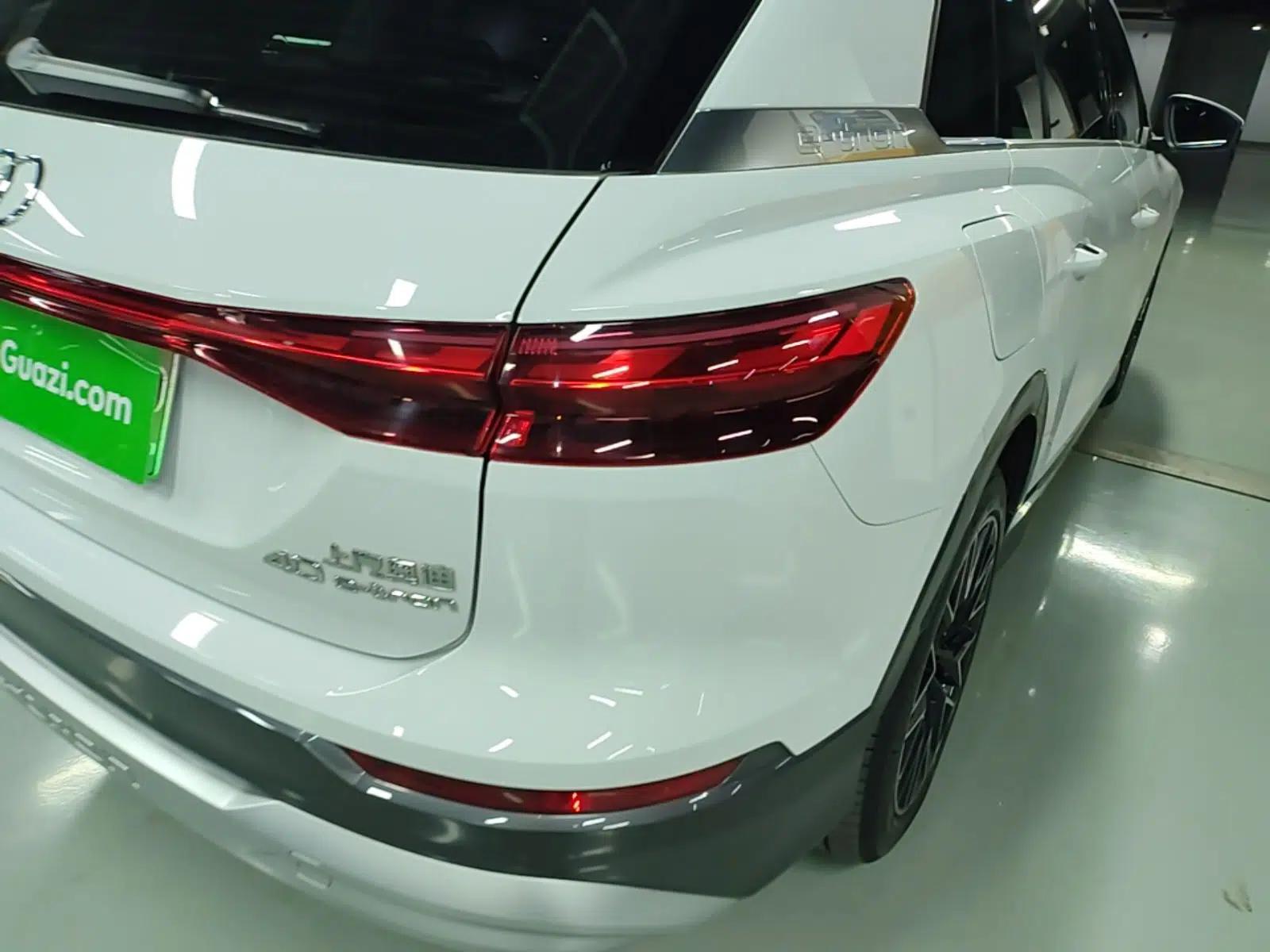 Audi Q5 e-tron 2023 40 e-tron Starry Edition Mecha Kit — миниатюра 8