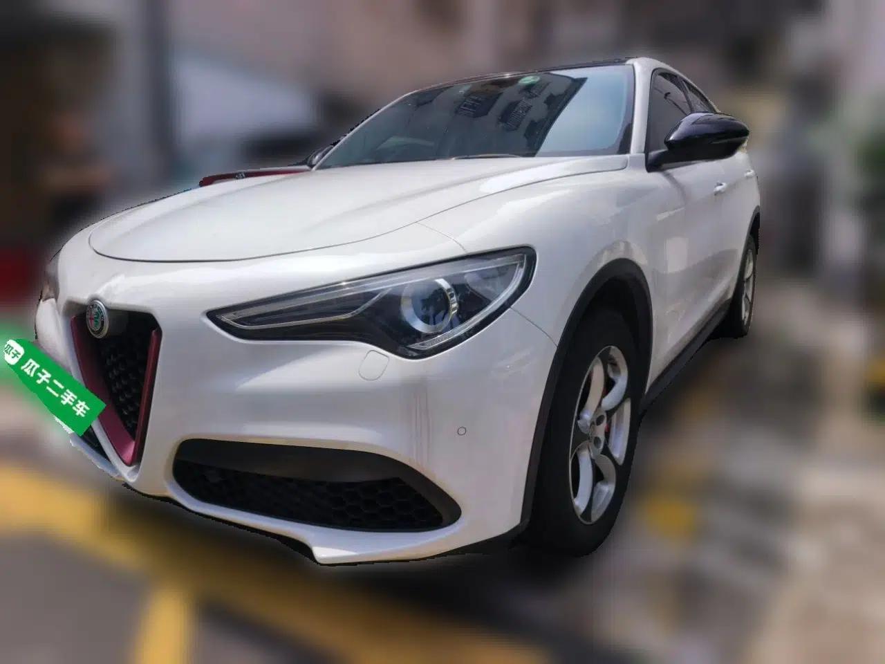 Alfa Romeo Stelvio 2017 2.0T 200HP Elite Edition — миниатюра 1