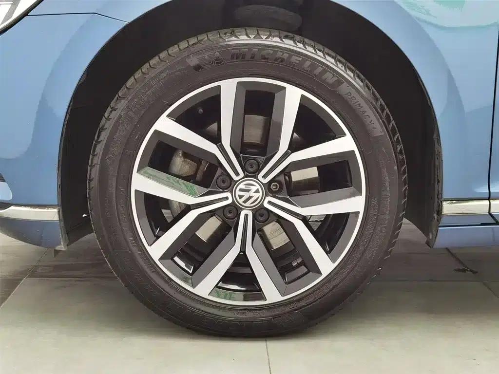 Passat Variant 2018 380TSI 2WD Comfortline — миниатюра 17