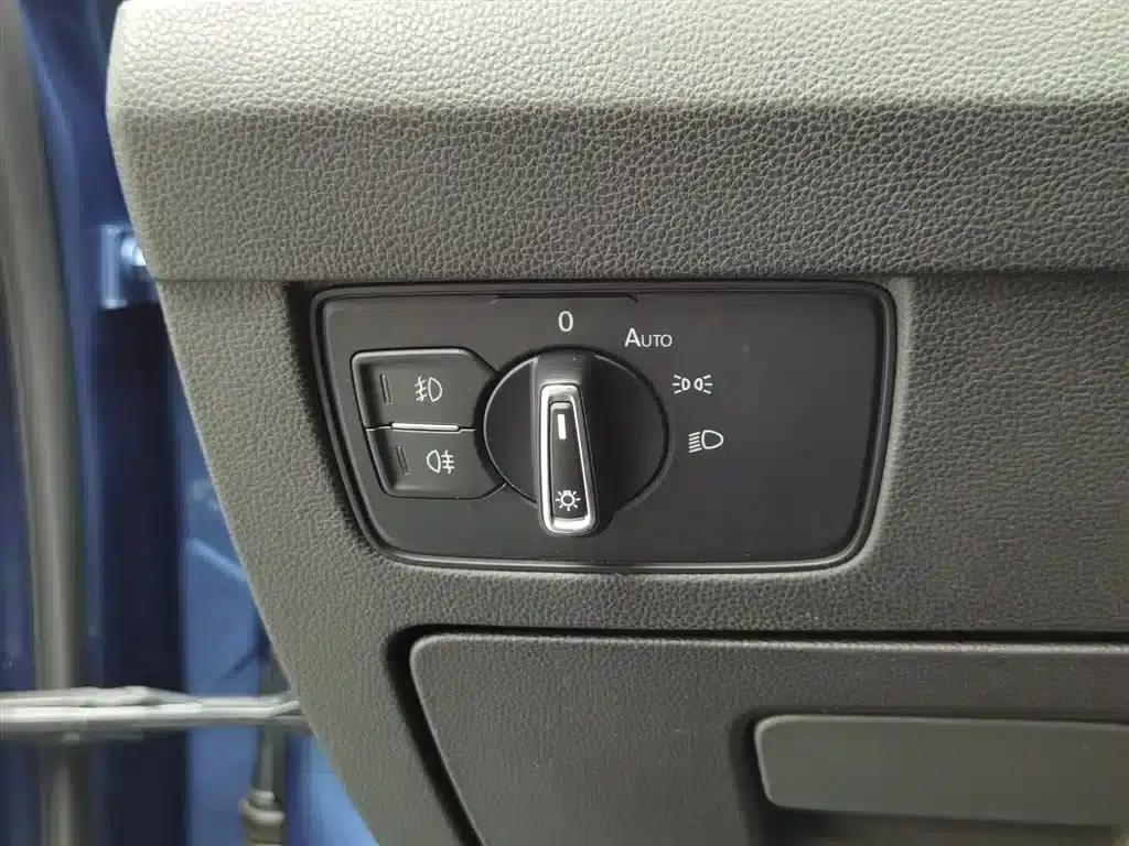Passat Variant 2018 380TSI 2WD Comfortline — миниатюра 21
