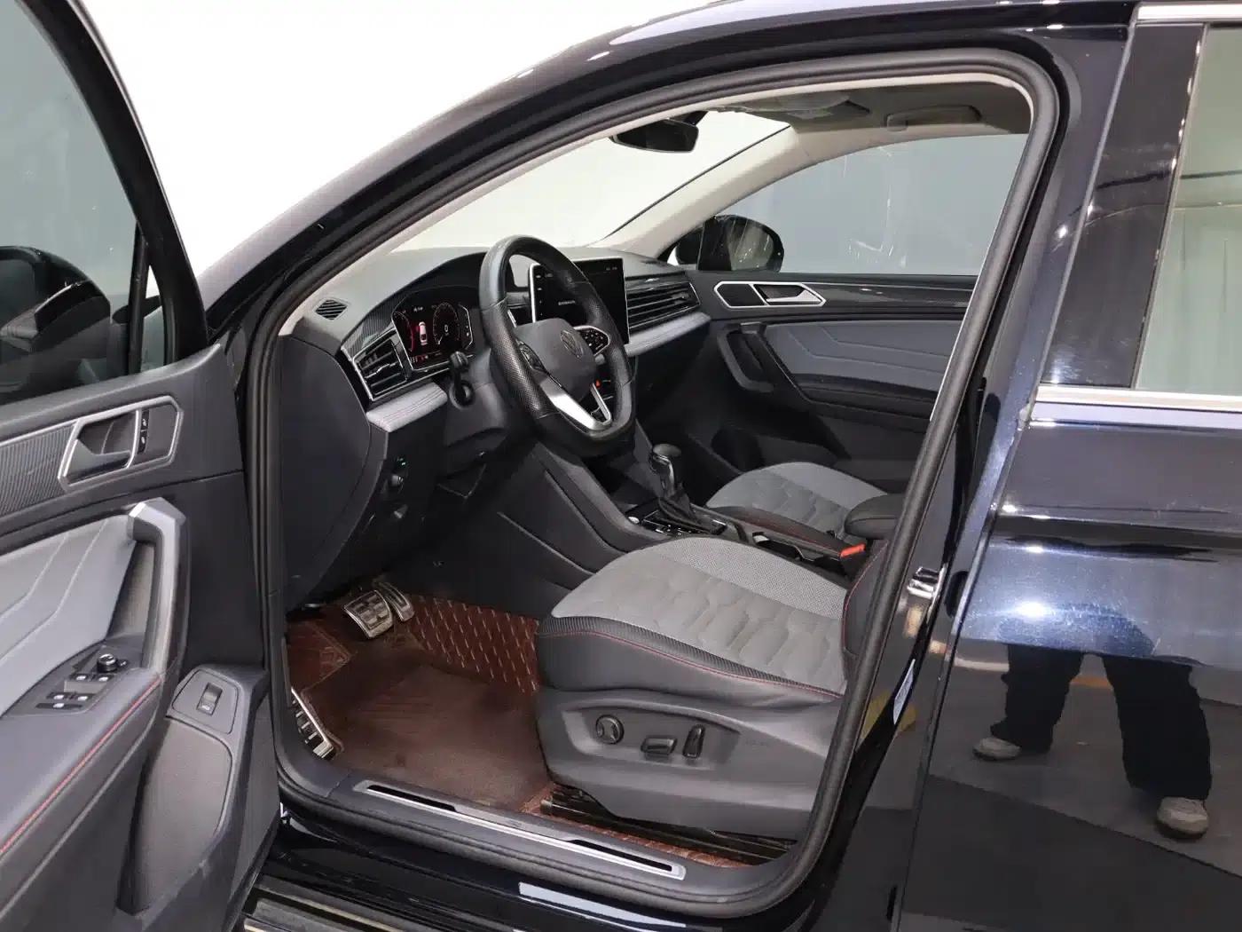 Tiguan X 2022 330TSI 2WD Flagship Edition — миниатюра 15