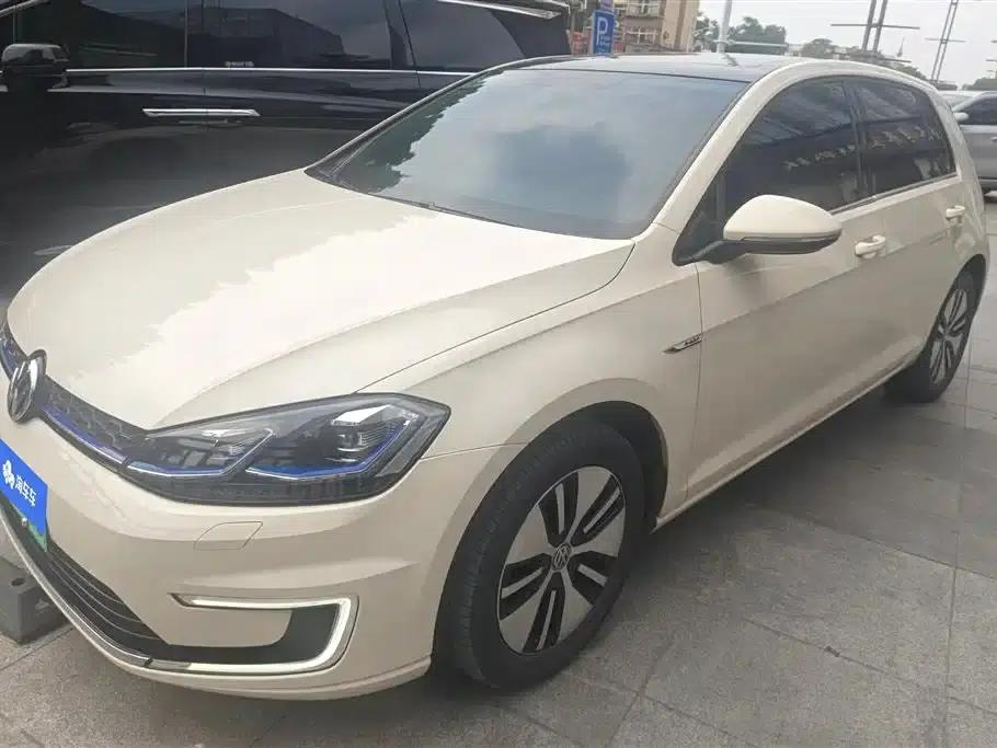 2020 Golf EV — миниатюра 1