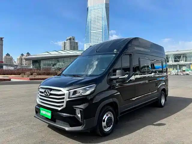 Xintu V90 2022 2.0T Automatic Smart Commercial Edition Rear-wheel drive, extended wheelbase, high roof, dual rear tires, 14/15 seats