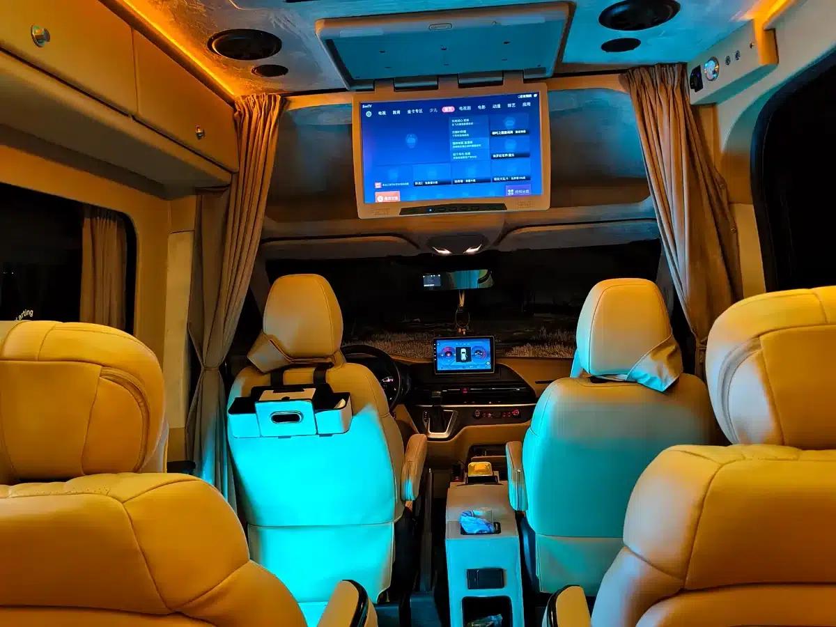 Xintu V90 2019 Model 2.0T Automatic Smart Star Rear-Wheel Drive Single Tire Extended Wheelbase Extra High Roof 7 Seats — миниатюра 6