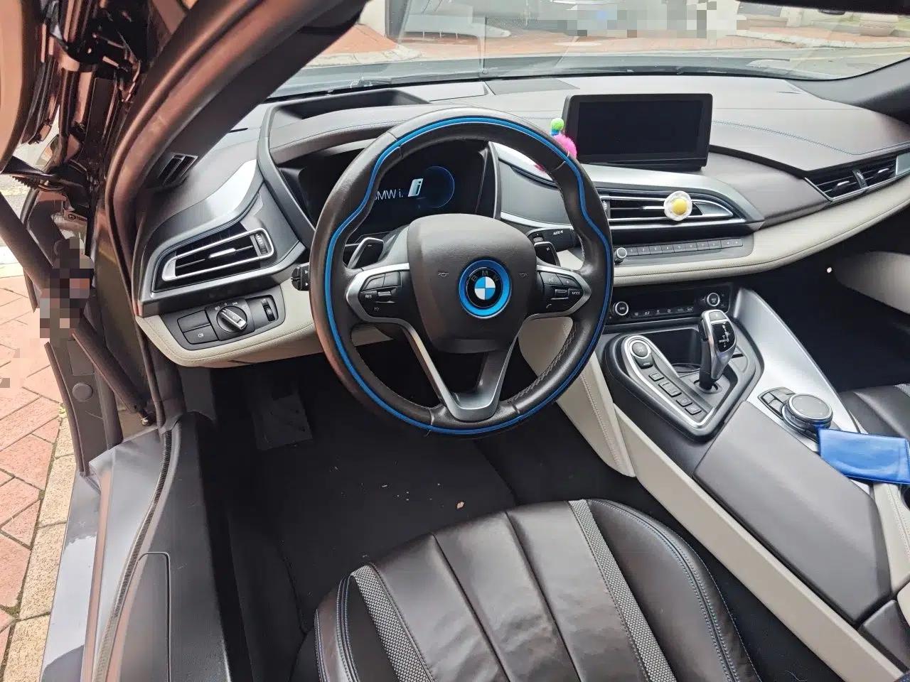 BMW i8 2014 Standard Model — миниатюра 11