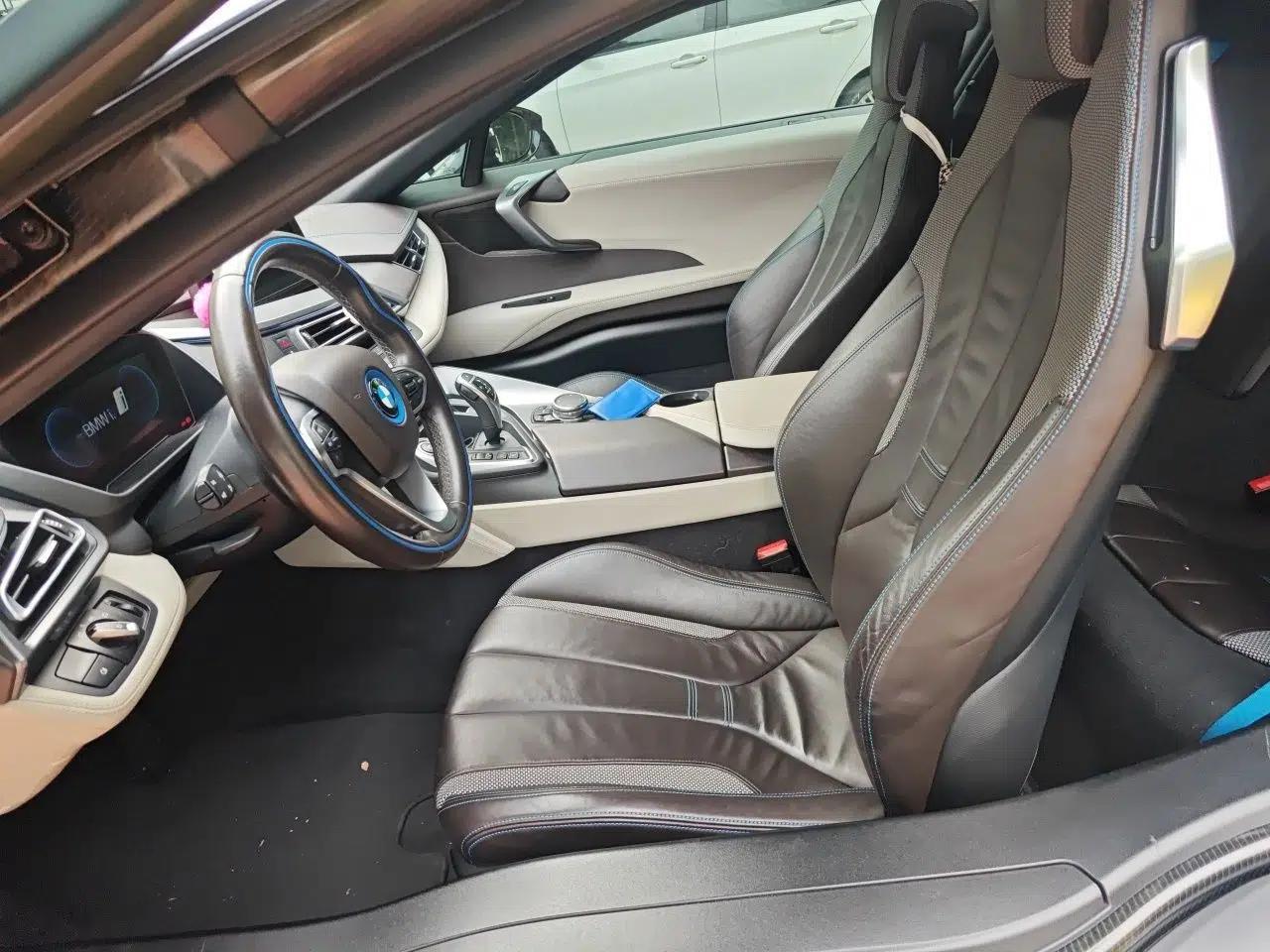 BMW i8 2014 Standard Model — миниатюра 16