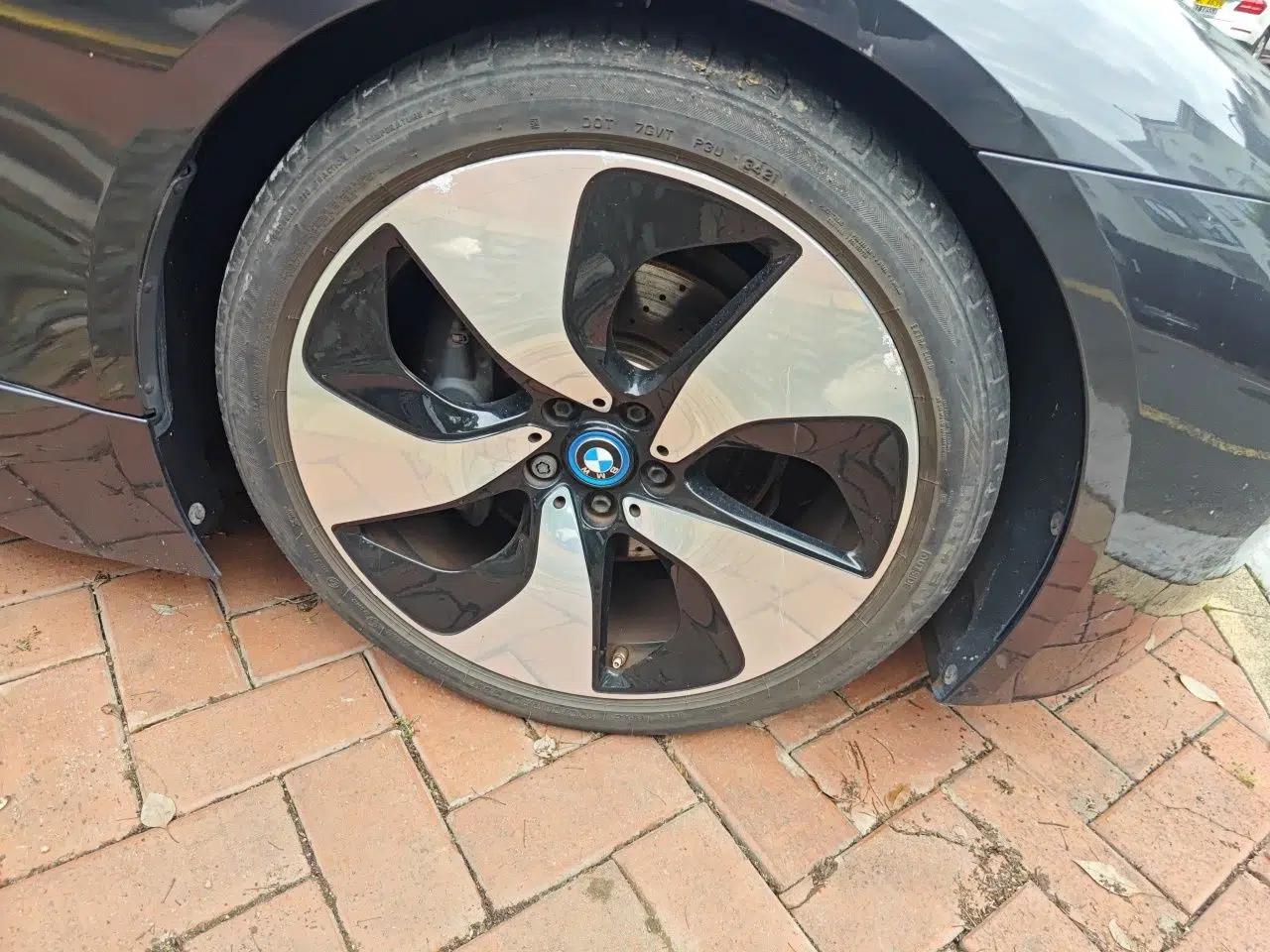 BMW i8 2014 Standard Model — миниатюра 8