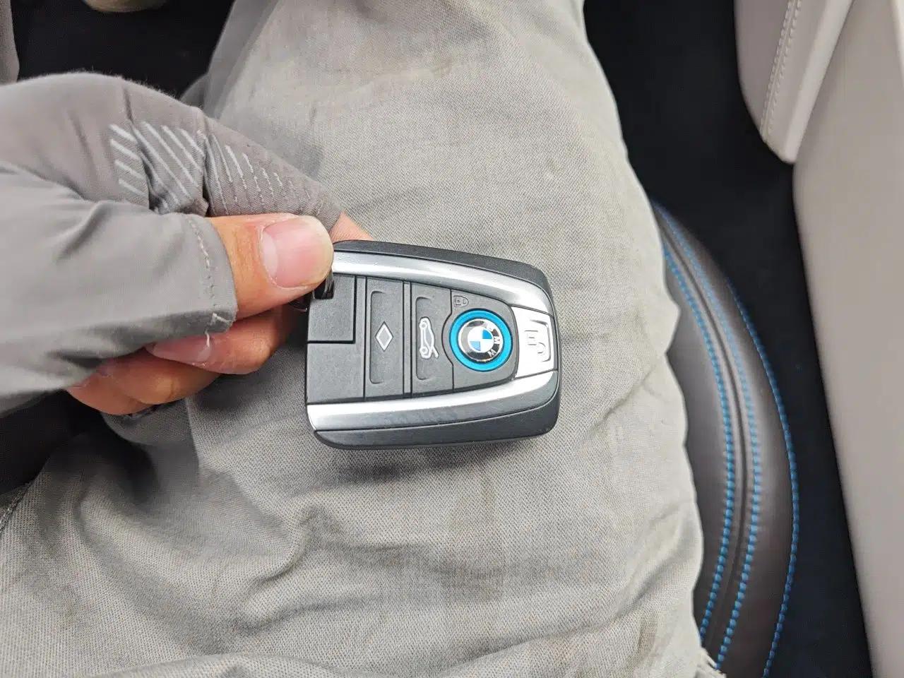 BMW i8 2014 Standard Model — миниатюра 9