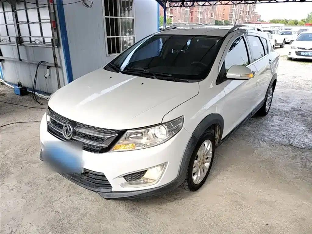Dongfeng Fengshen AX3 2016 Model 1.5L Automatic Sporty Edition — миниатюра 2