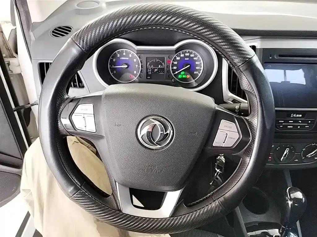 Dongfeng Fengshen AX3 2016 Model 1.5L Automatic Sporty Edition — миниатюра 11