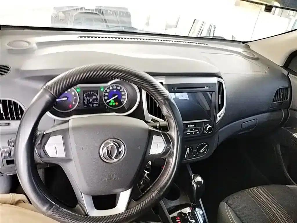 Dongfeng Fengshen AX3 2016 Model 1.5L Automatic Sporty Edition — миниатюра 10