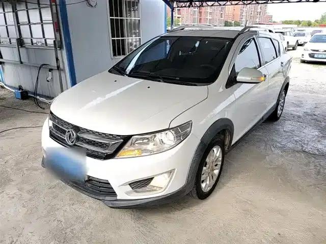 Dongfeng Fengshen AX3 2016 Model 1.5L Automatic Sporty Edition