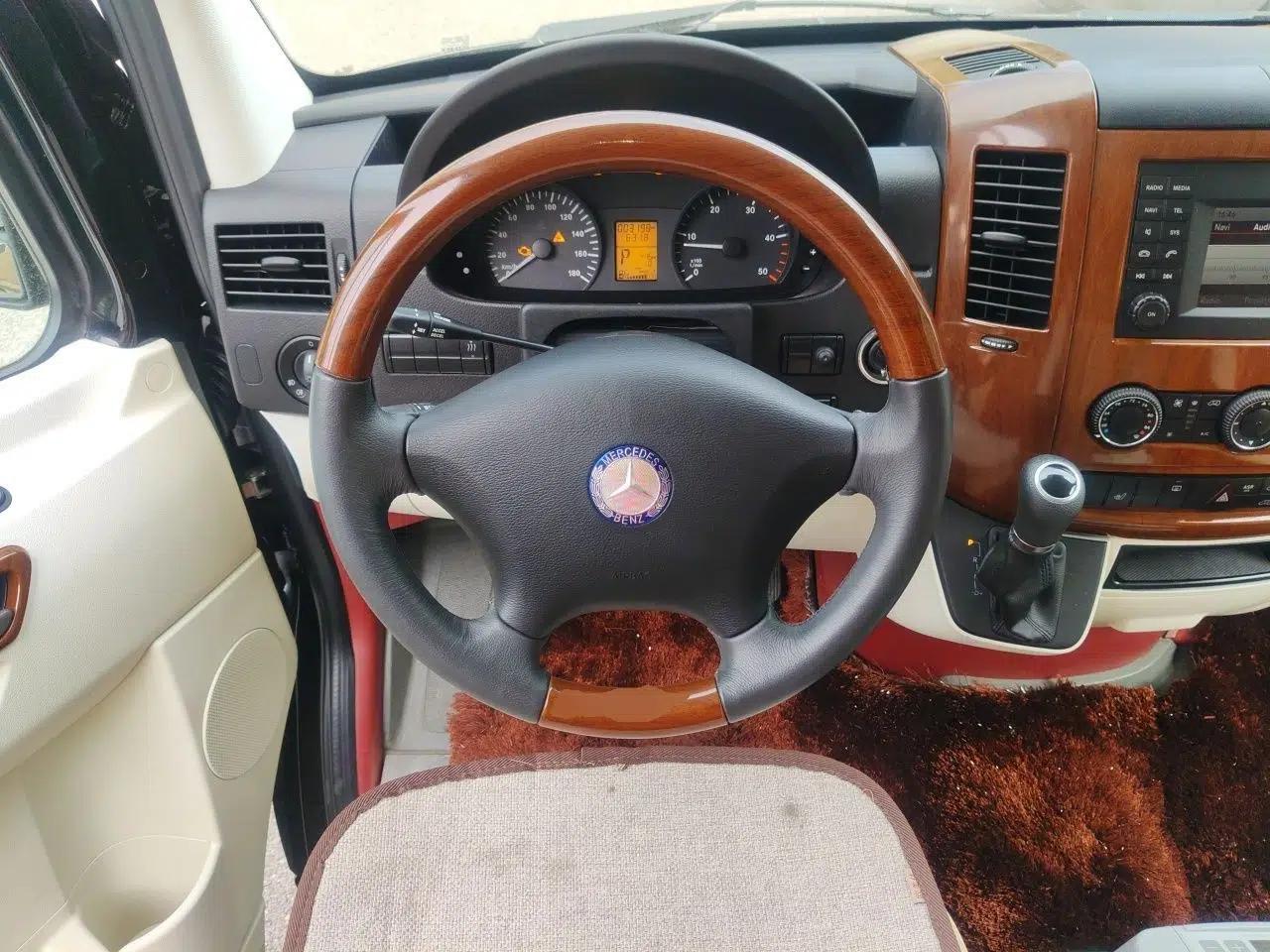 Mercedes-Benz Sprinter  — миниатюра 11