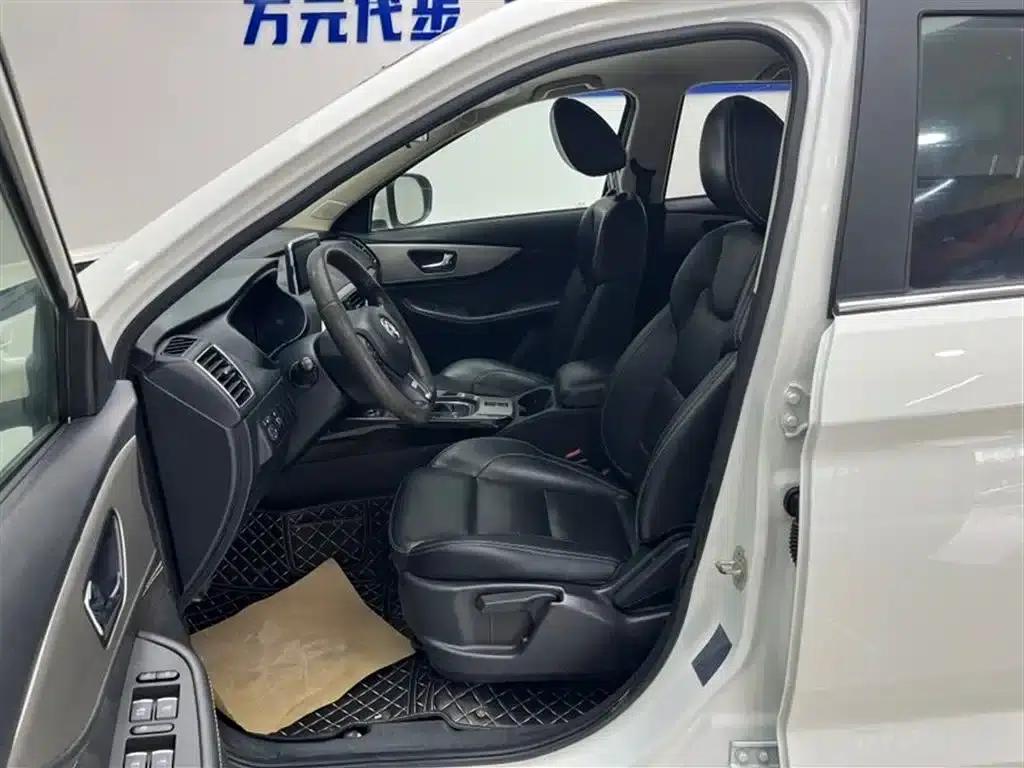Fengguang S560 2018 Upgraded Model 1.8L CVT Premium 7-Seater — миниатюра 4