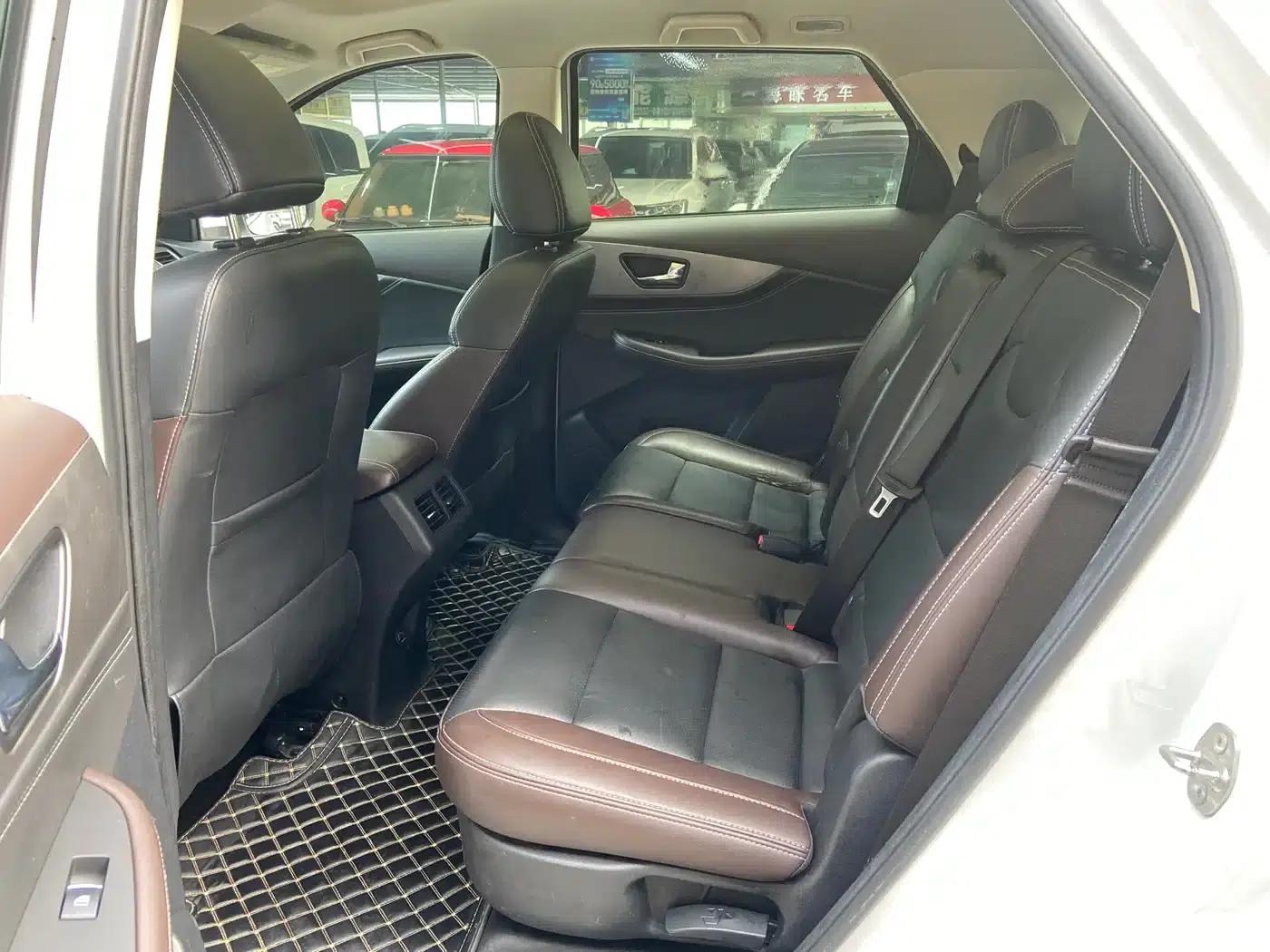 Fengguang S560 2018 Upgraded Model 1.8L CVT Smart Connected 7-Seater — миниатюра 11