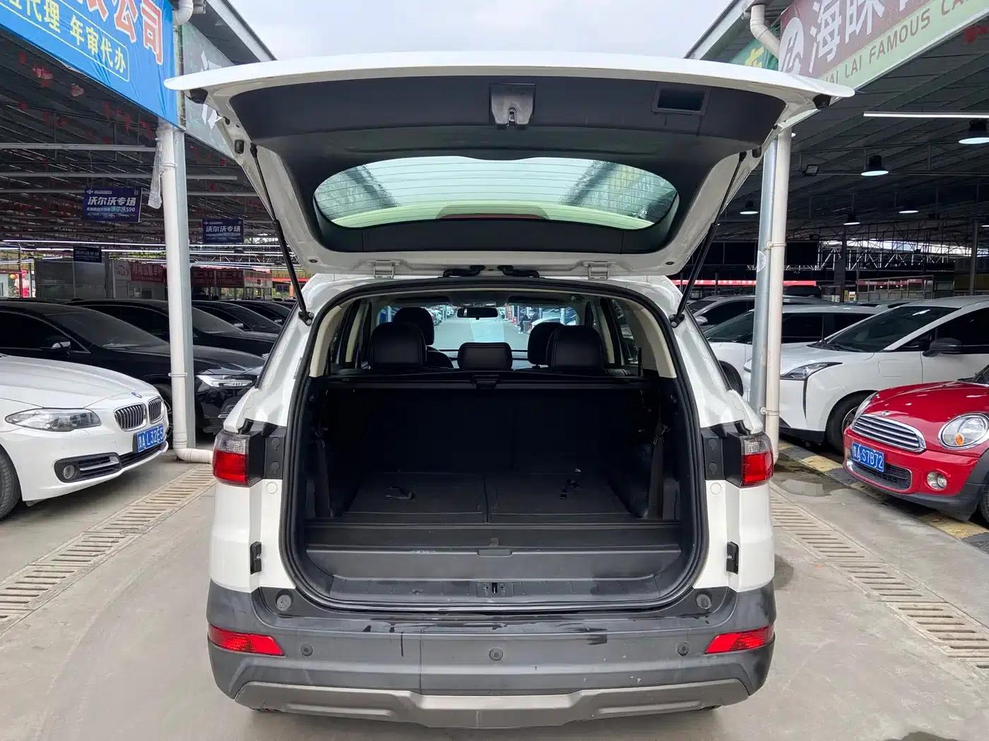 Fengguang S560 2018 Upgraded Model 1.8L CVT Smart Connected 7-Seater — миниатюра 12