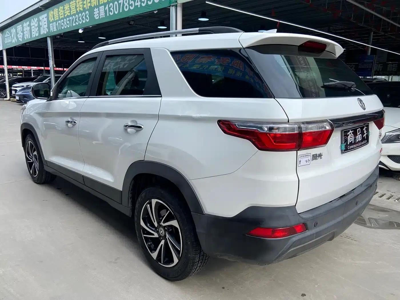 Fengguang S560 2018 Upgraded Model 1.8L CVT Smart Connected 7-Seater — миниатюра 13
